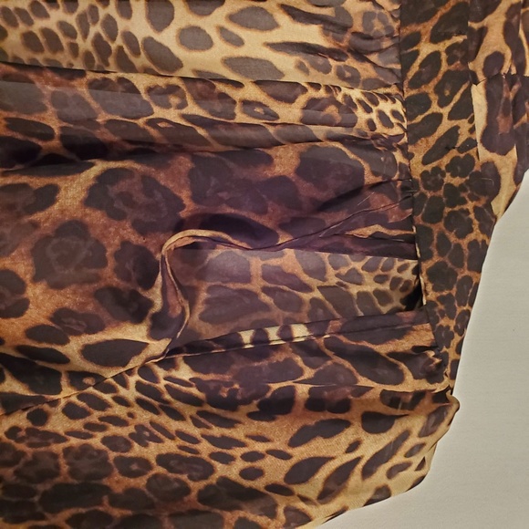 ✨Baby Phat elegant sheer cheetah 🐆 print blouse - Picture 7 of 8